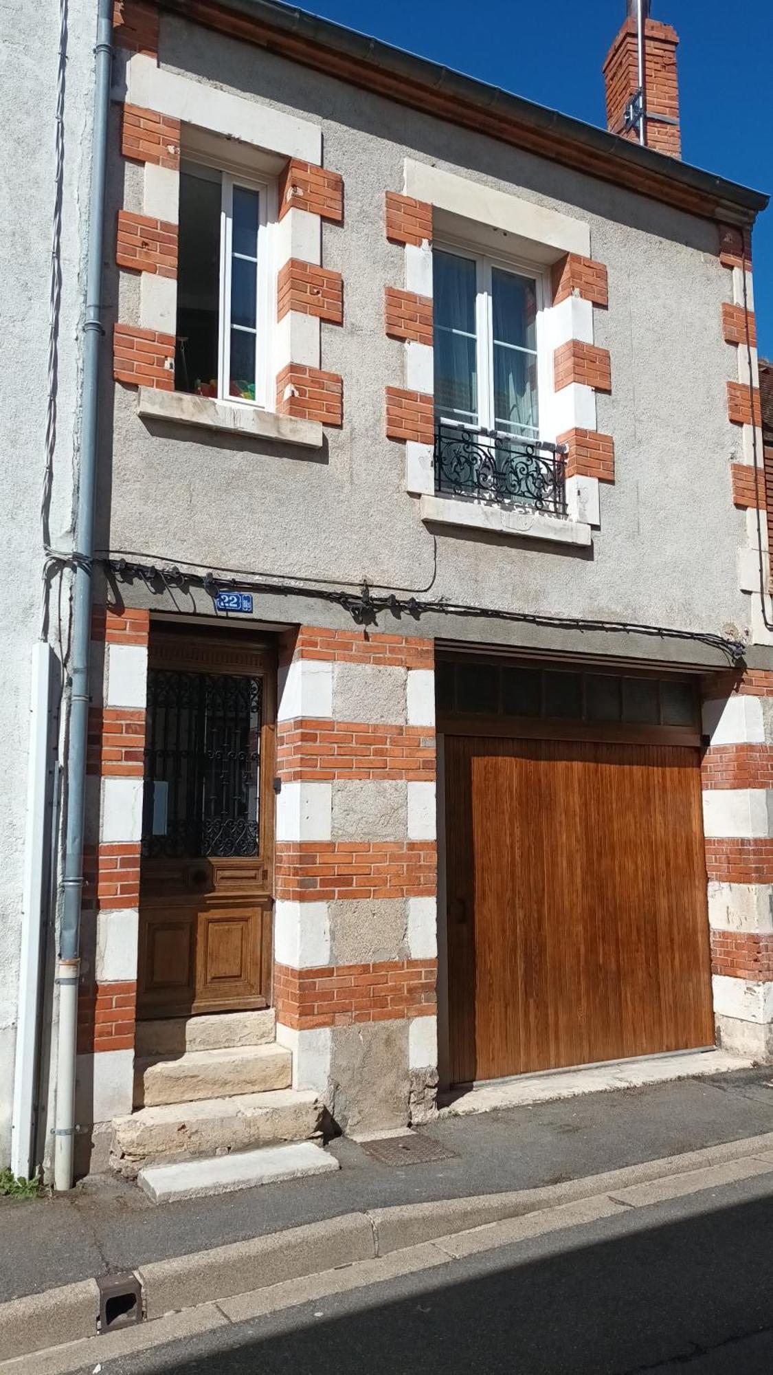 Maisonnette De Ville Au Calme Cosne-Cours-Sur-Loire Exterior photo